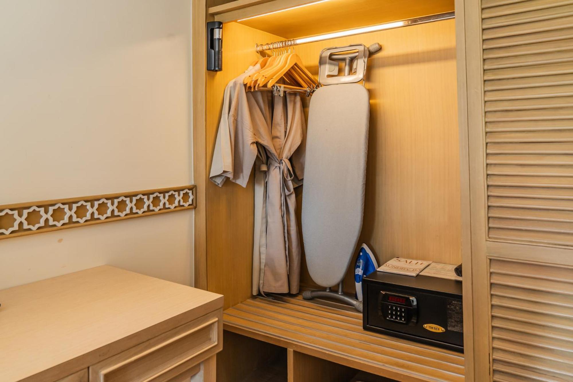 מלון בנגקוק La Petite Salil Sukhumvit Thonglor 1 מראה חיצוני תמונה